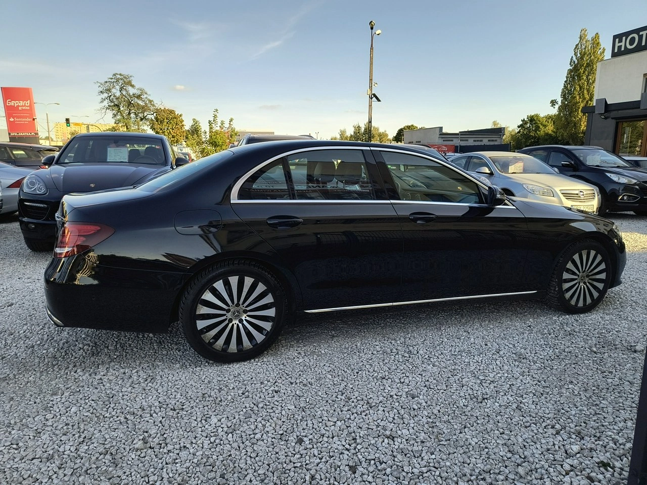 Mercedes E 400 - Zdjęcie 32