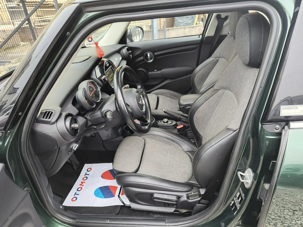 MINI Cooper - Zdjęcie 8