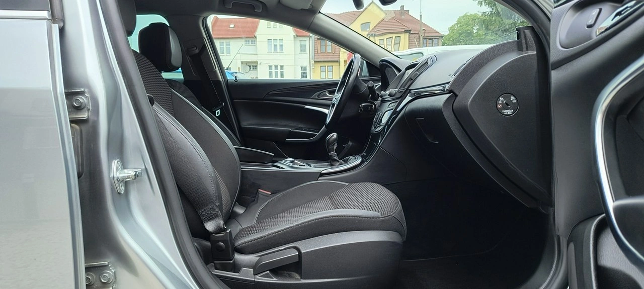 Opel Insignia - Zdjęcie 13