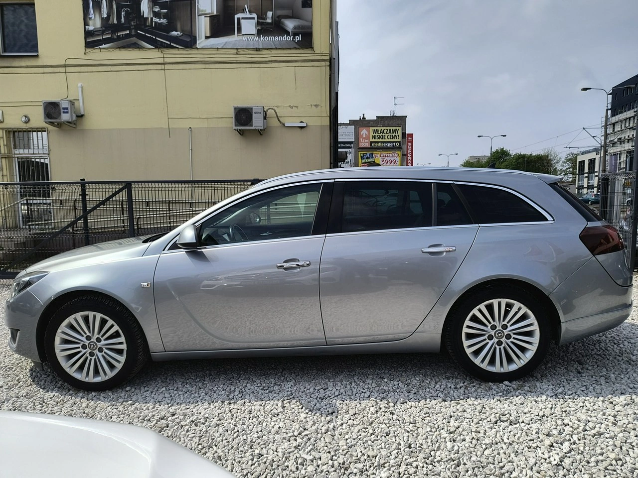 Opel Insignia - Zdjęcie 28