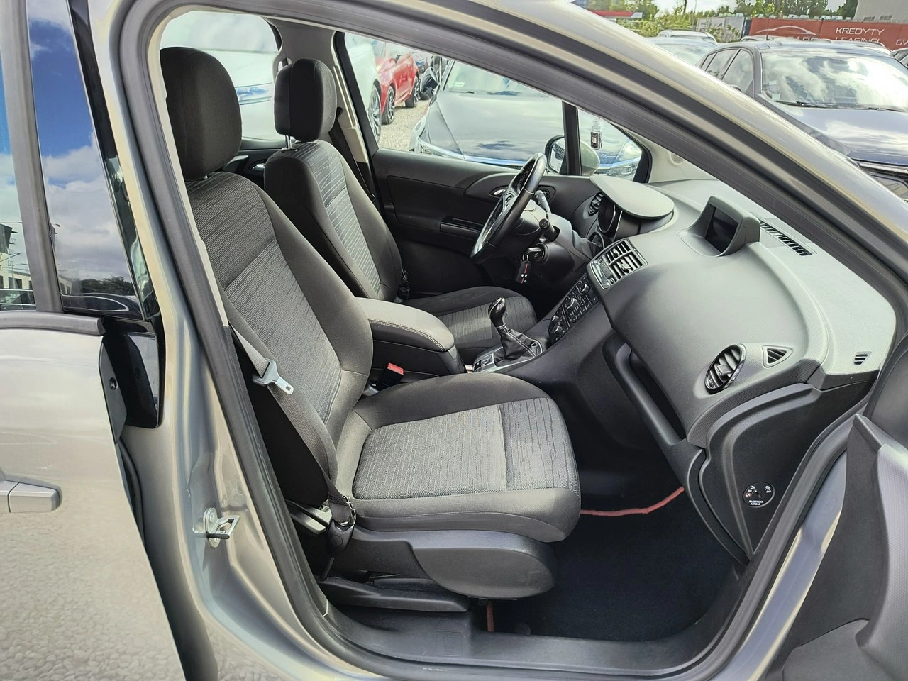 Opel Meriva - Zdjęcie 14