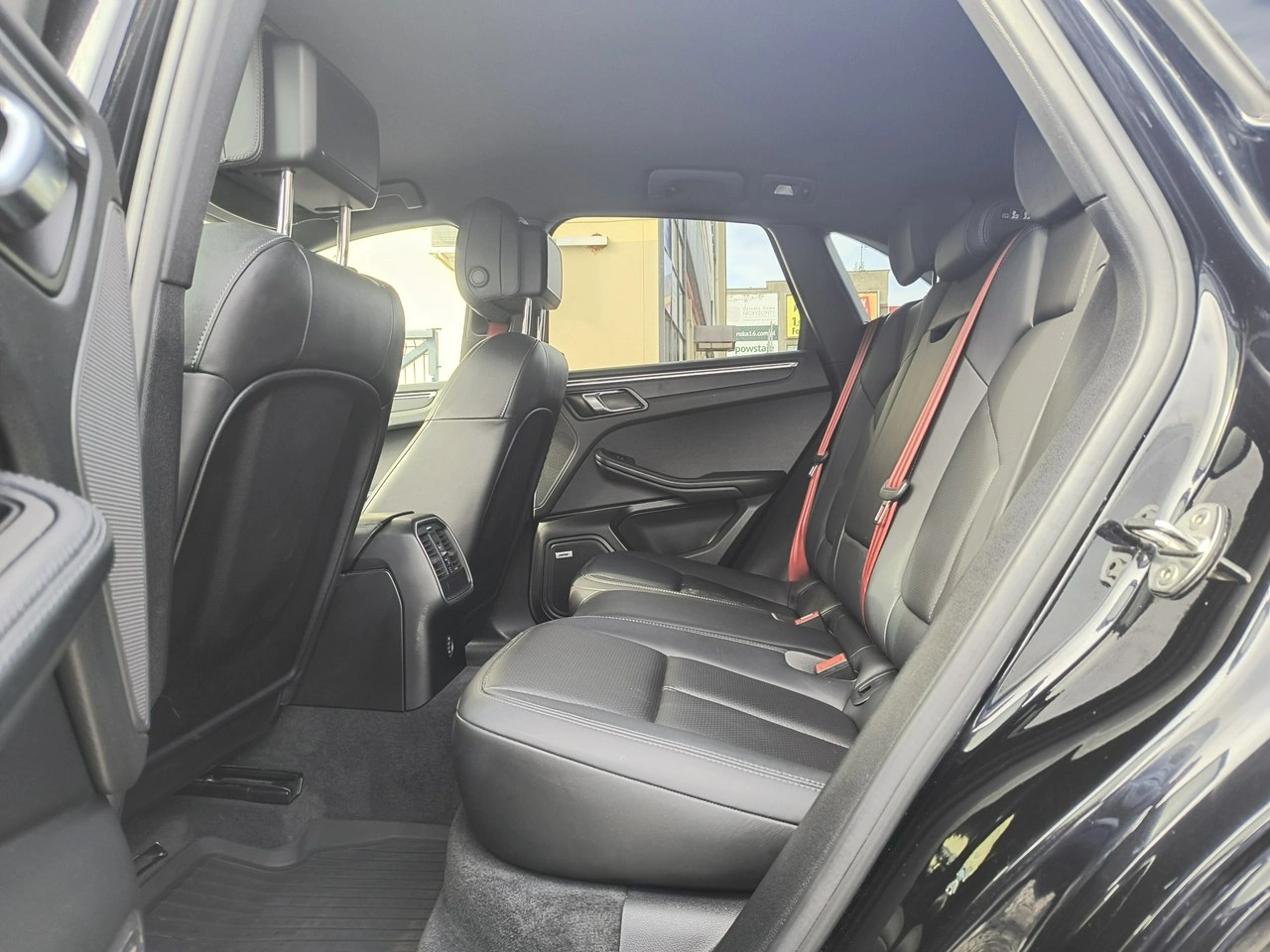 Porsche Macan - Zdjęcie 10