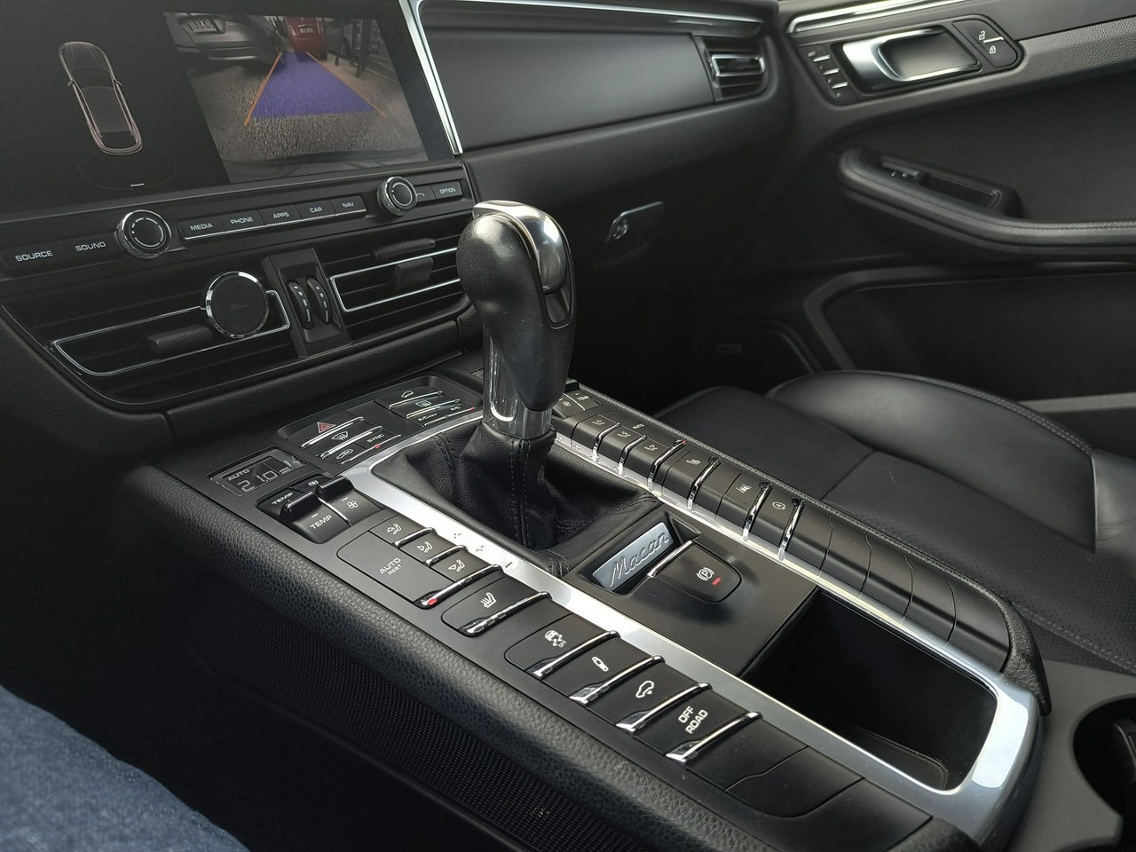 Porsche Macan - Zdjęcie 27