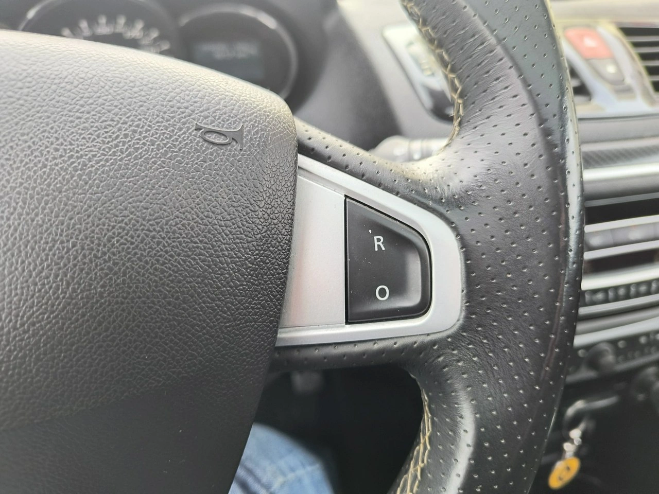 Renault Megane - Zdjęcie 19