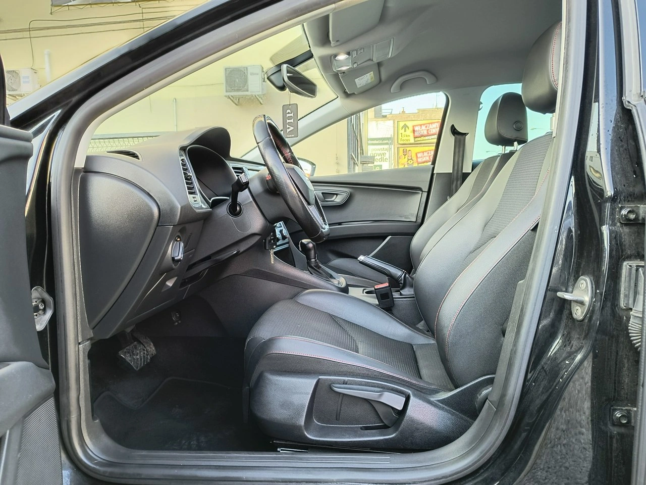 Seat Leon - Zdjęcie 6