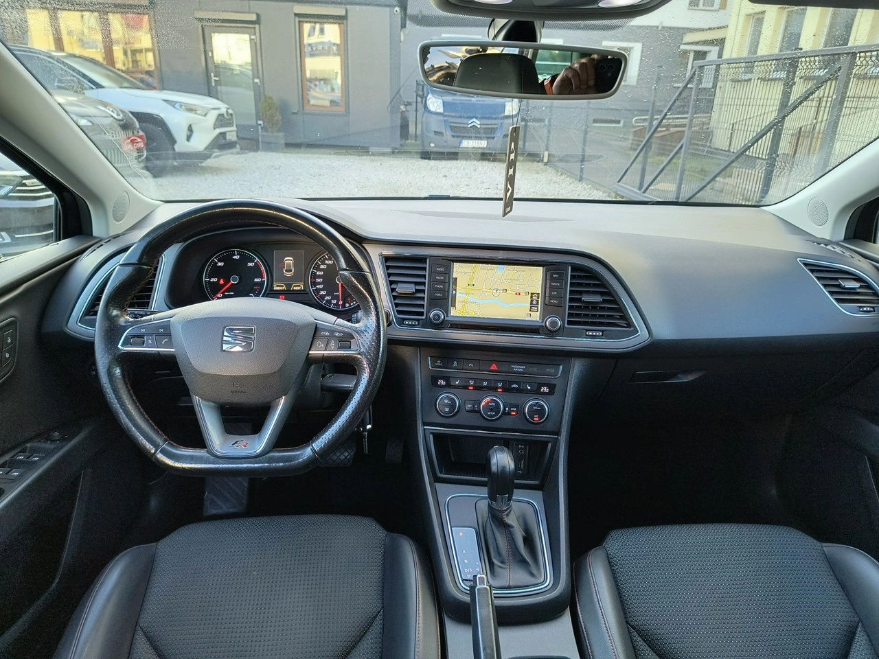 Seat Leon - Zdjęcie 7