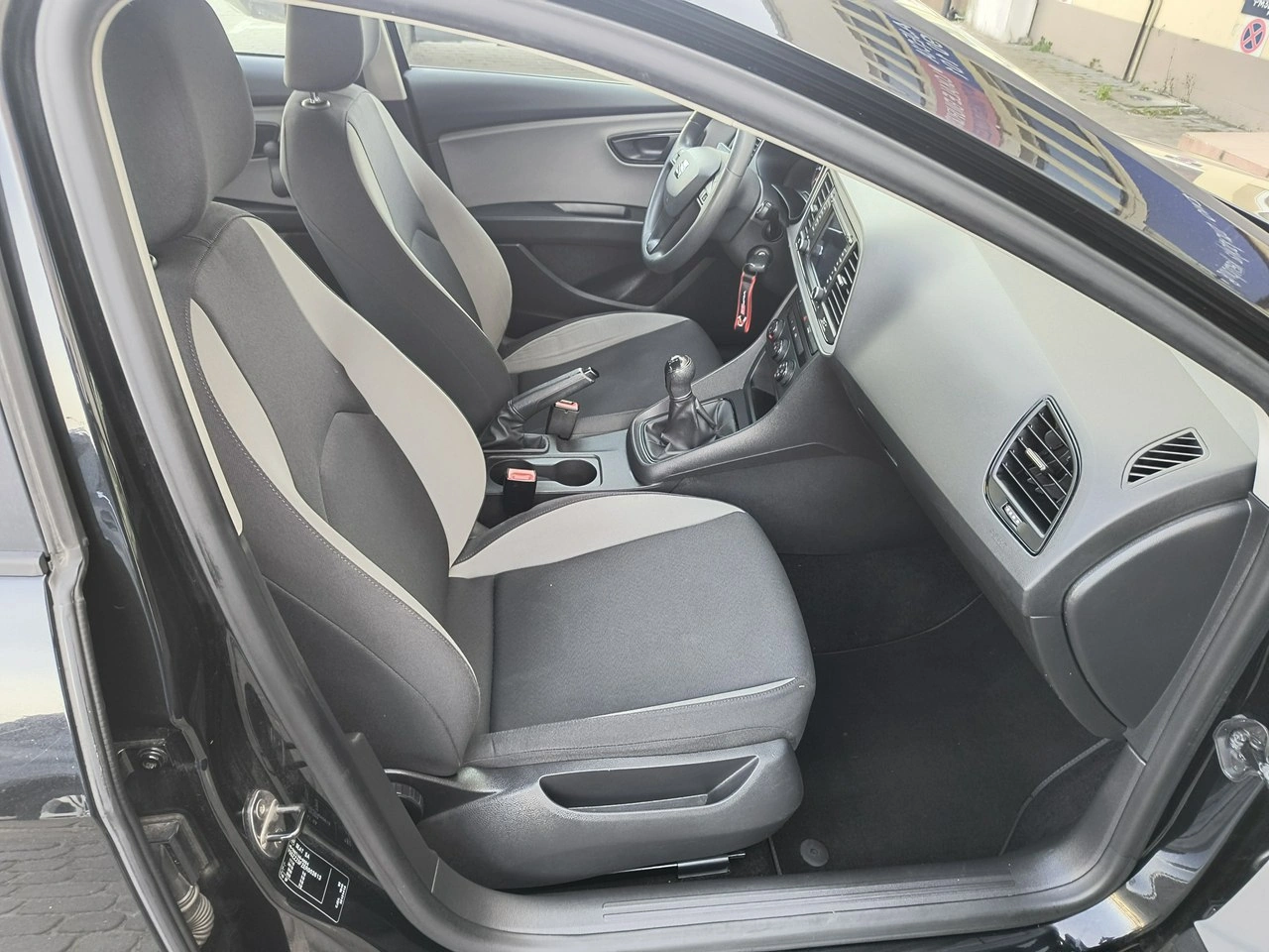 Seat Leon - Zdjęcie 14