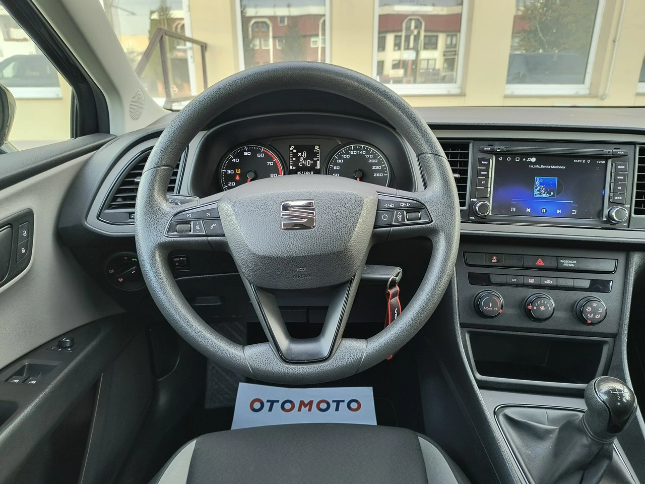 Seat Leon - Zdjęcie 16