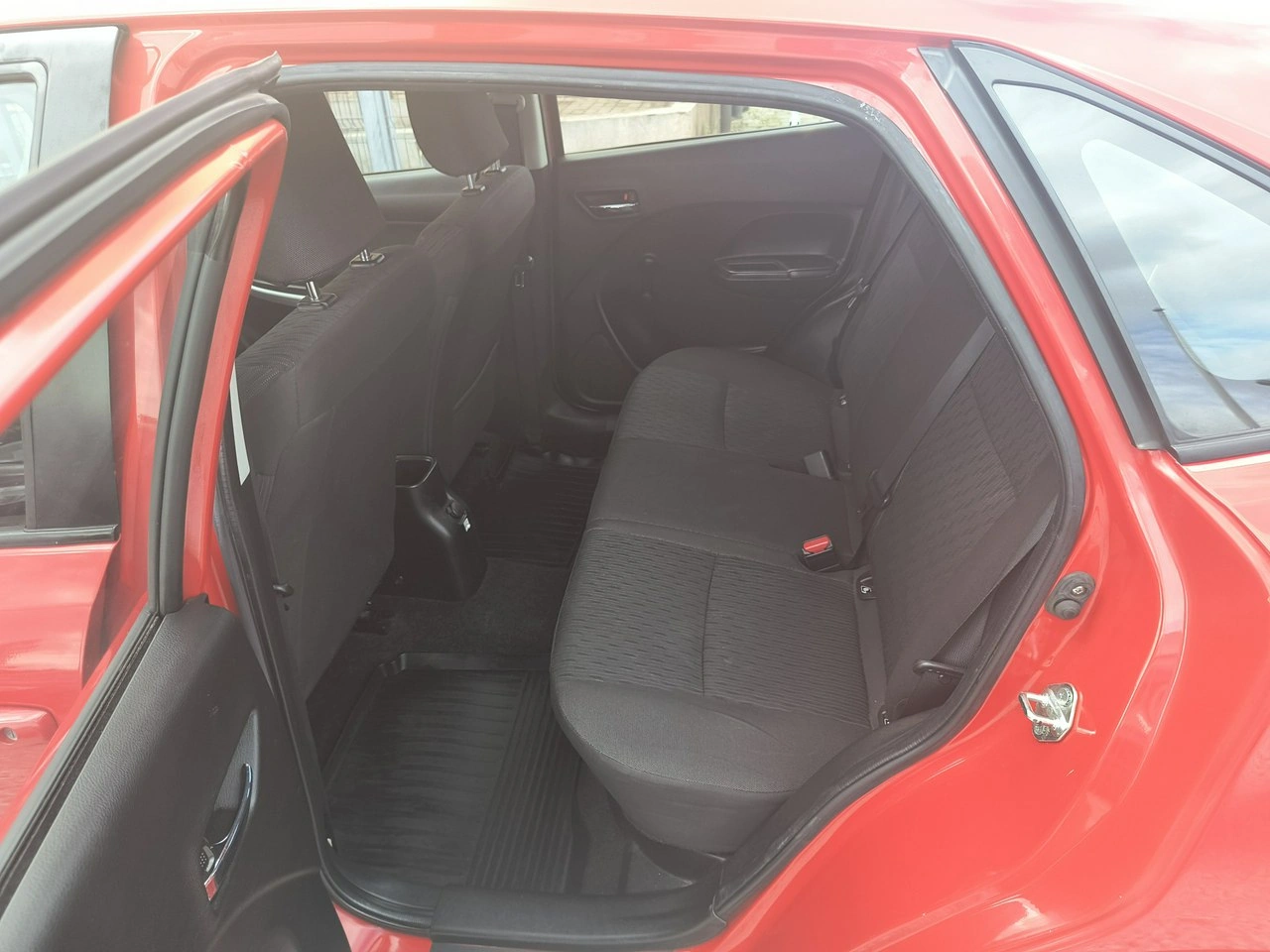 Suzuki Baleno - Zdjęcie 10