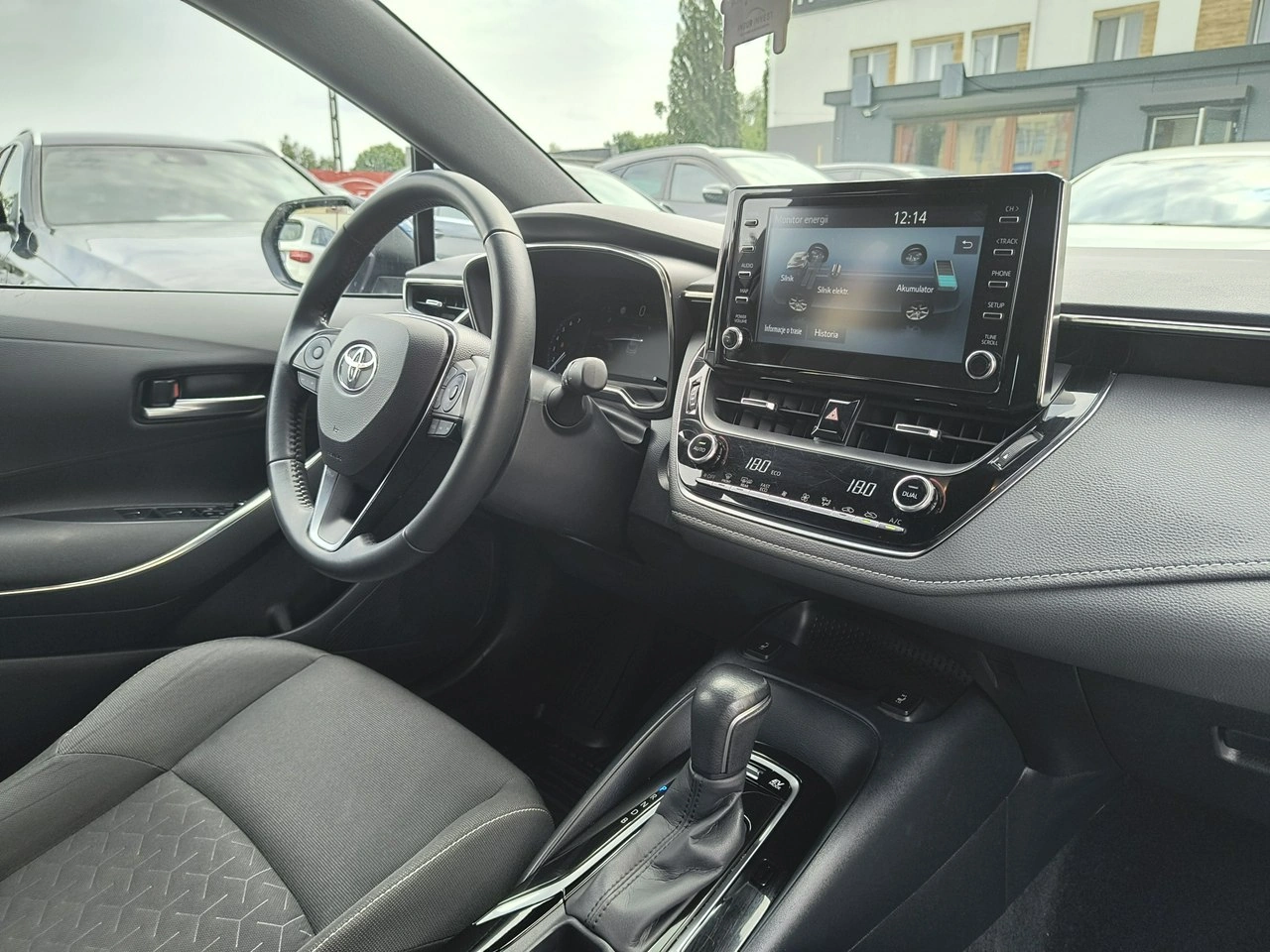 Toyota Corolla - Zdjęcie 17