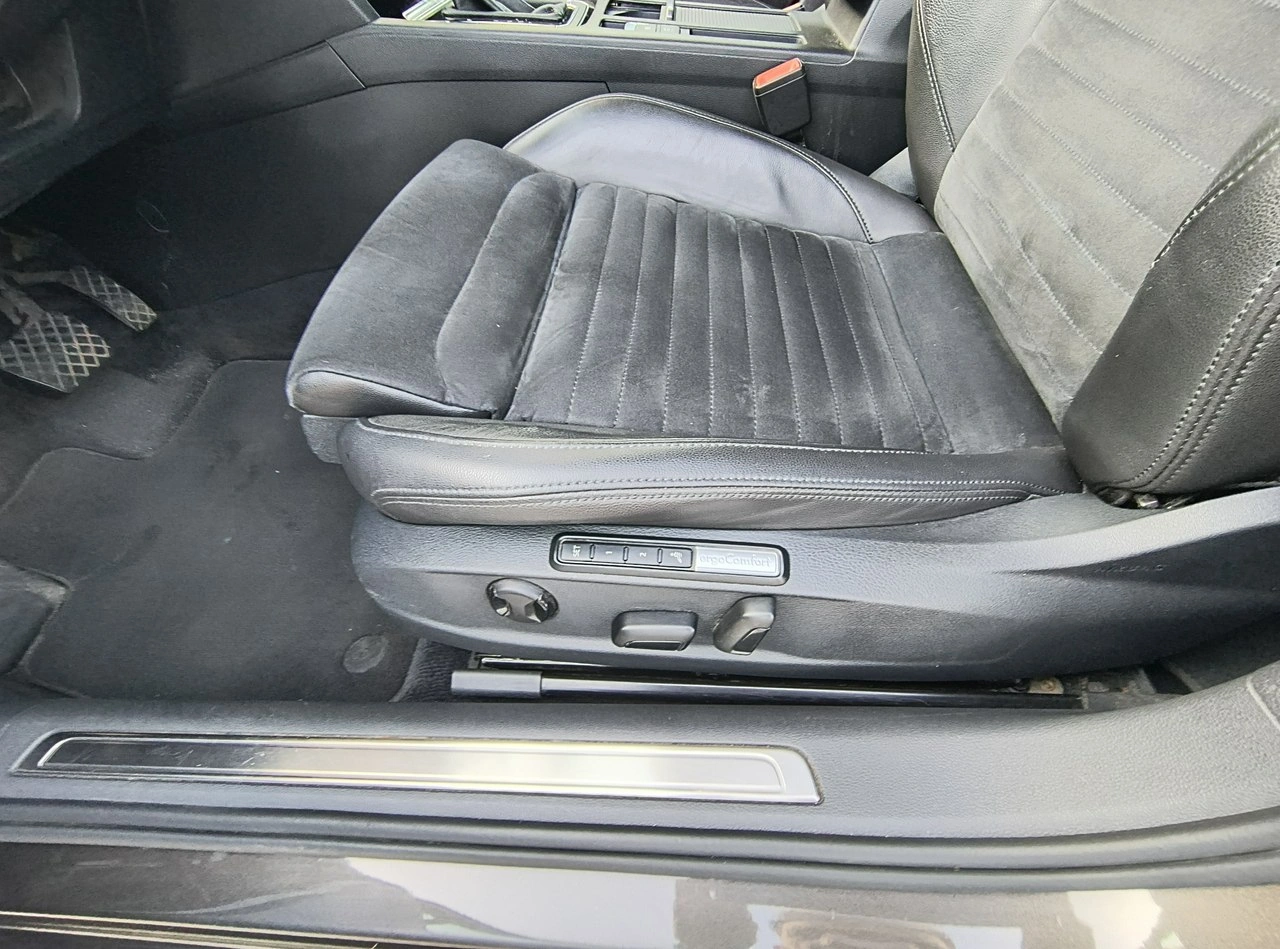 Volkswagen Passat - Zdjęcie 19