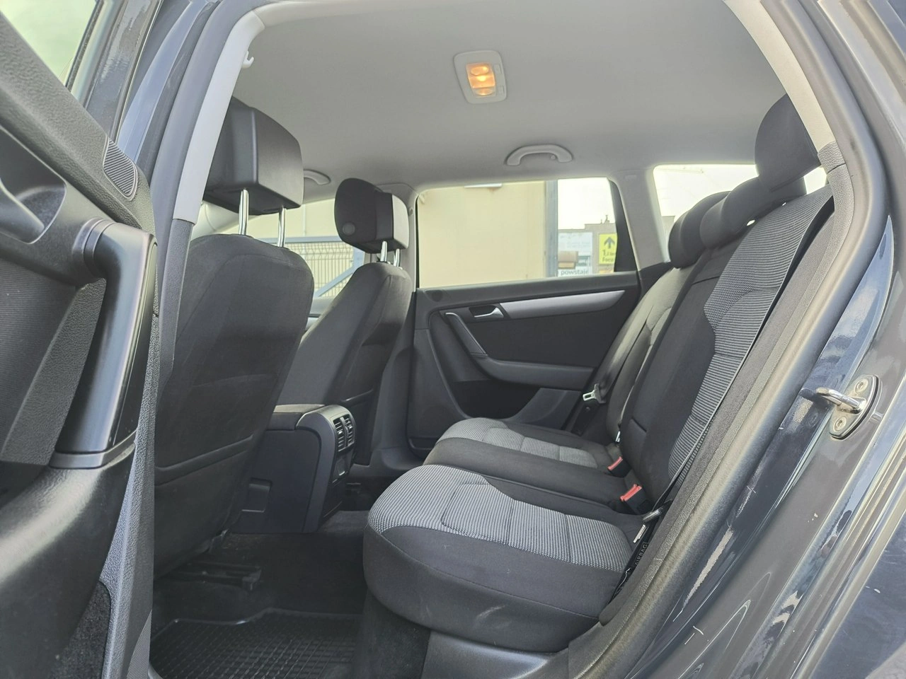 Volkswagen Passat - Zdjęcie 13