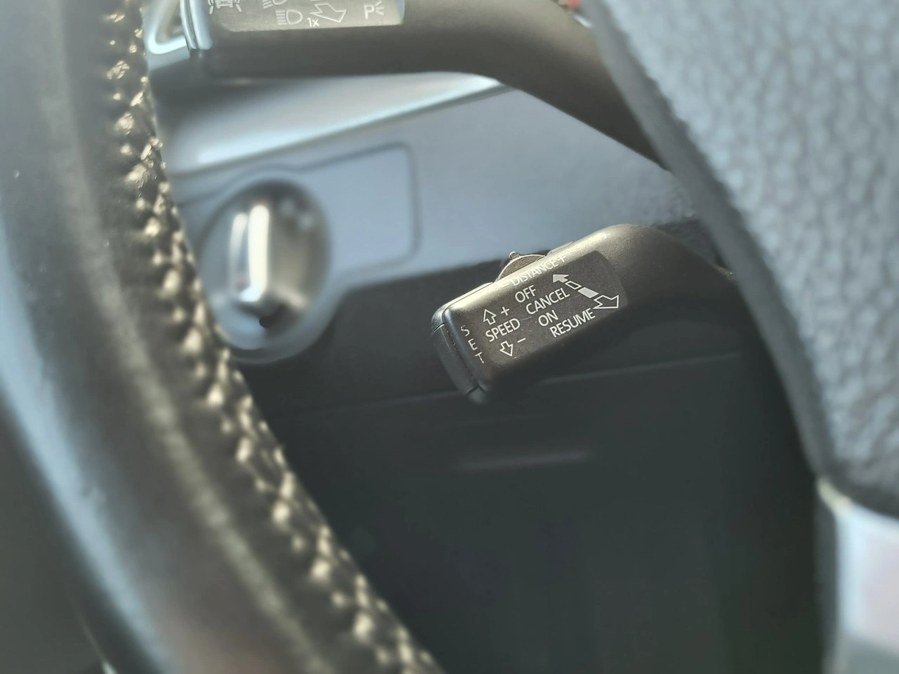 Volkswagen Passat - Zdjęcie 20