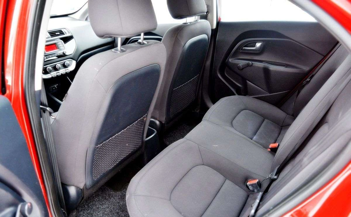 Kia Rio - Zdjęcie 11