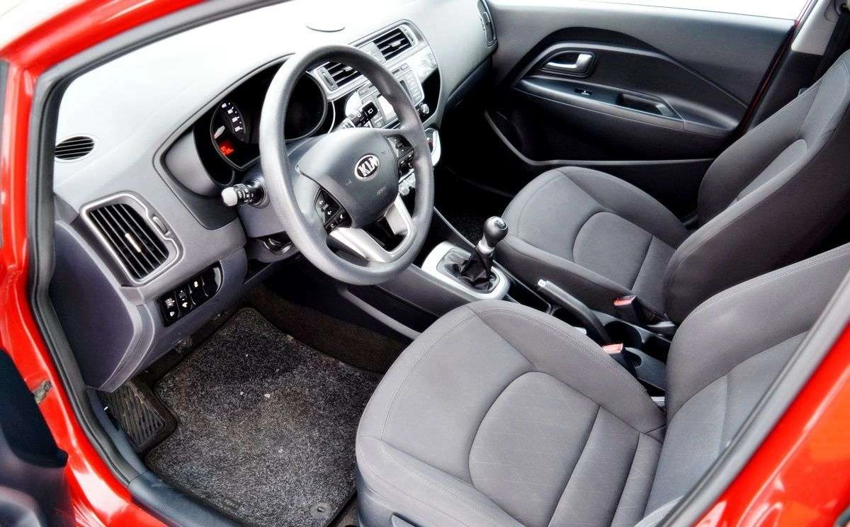 Kia Rio - Zdjęcie 19