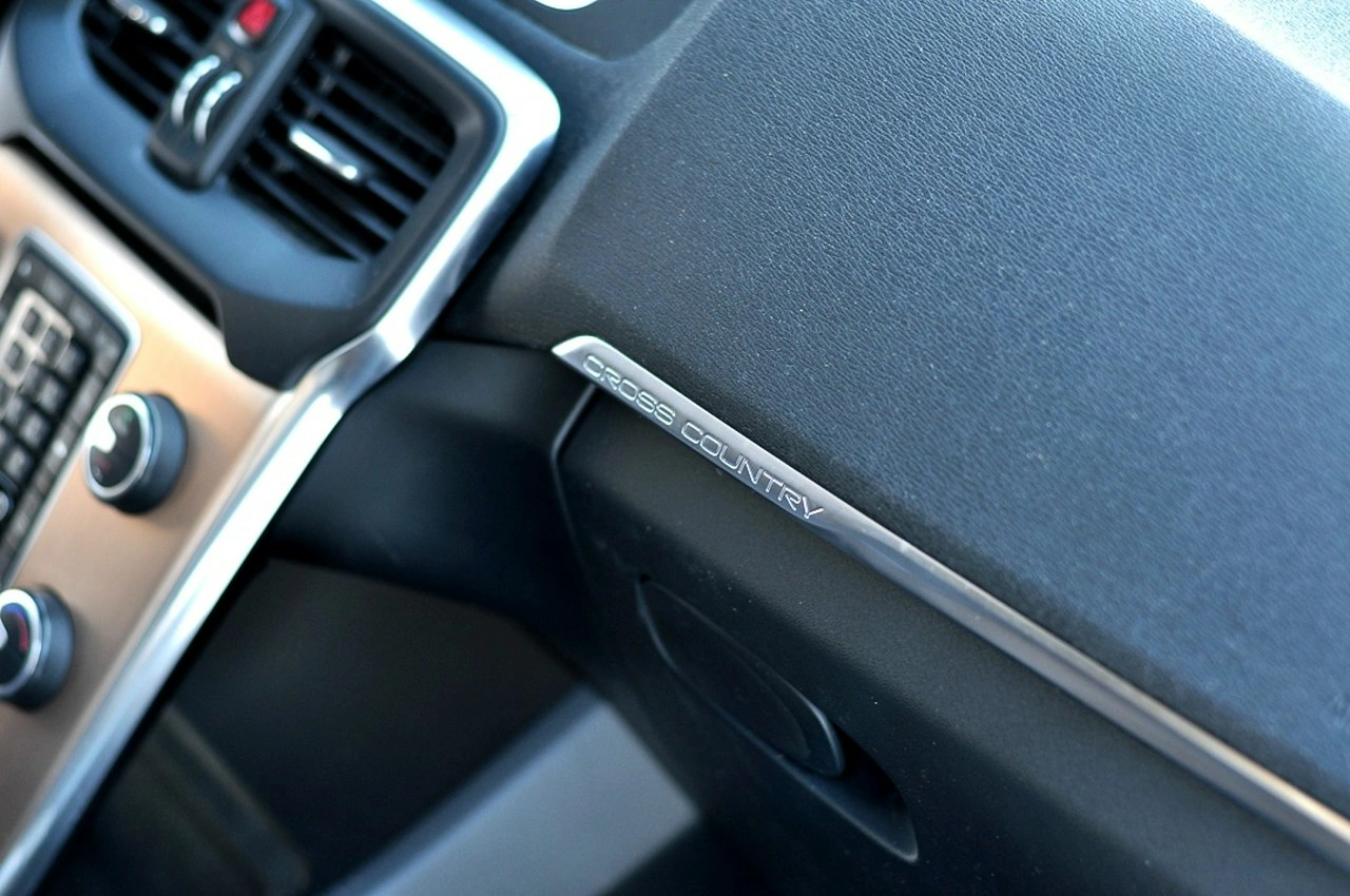 Volvo V40 Cross Country - Zdjęcie 26