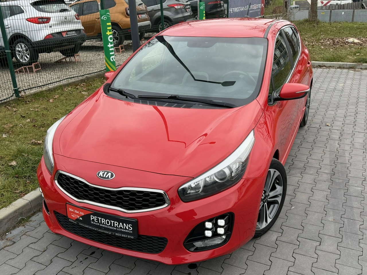 Kia Ceed - Zdjęcie 1