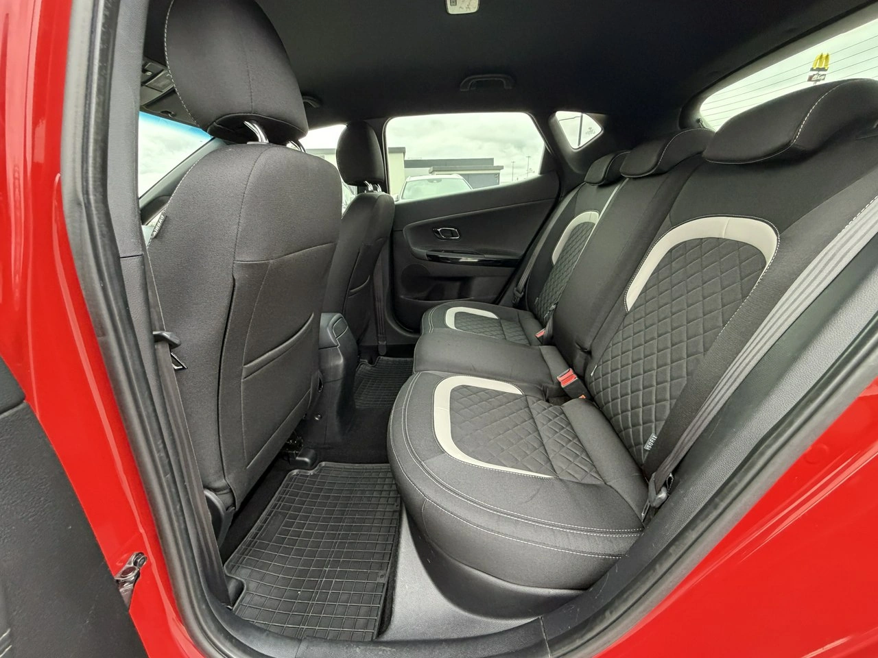 Kia Ceed - Zdjęcie 31