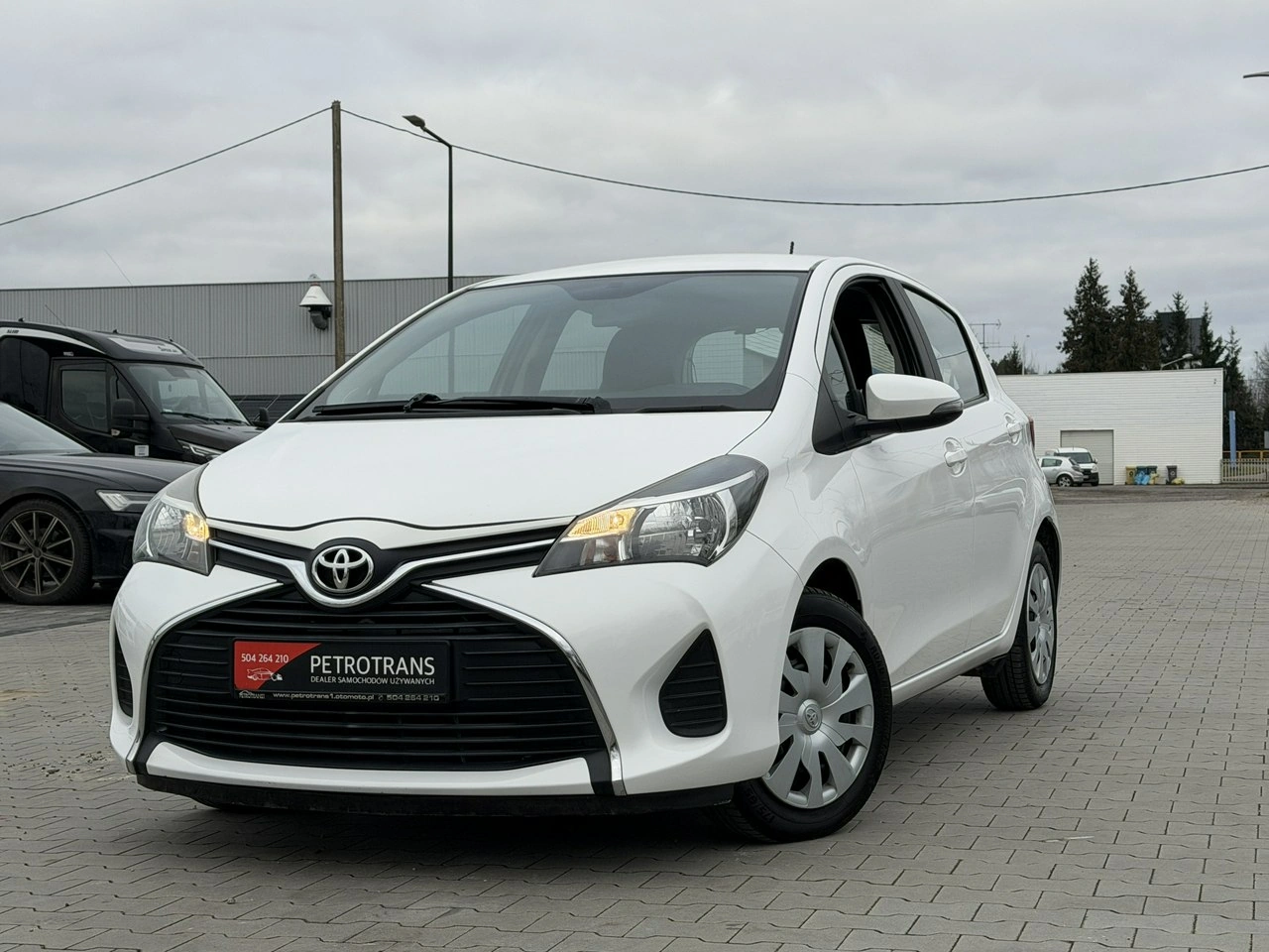 Toyota Yaris - Zdjęcie 2