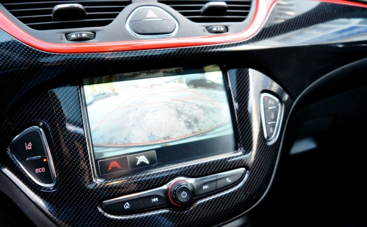 Opel Corsa - Zdjęcie 9