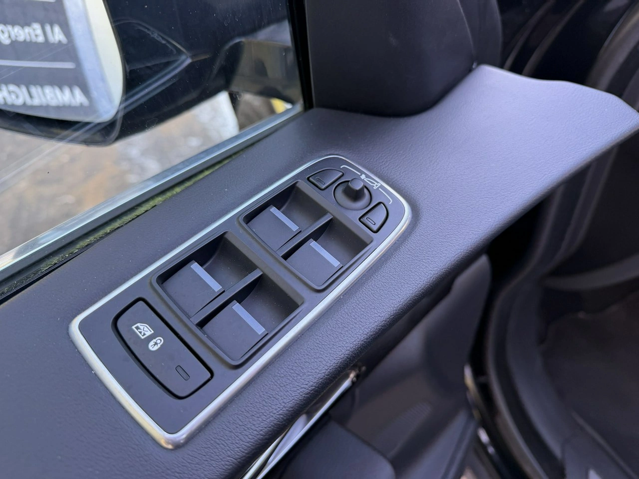 Jaguar F-Pace - Zdjęcie 15