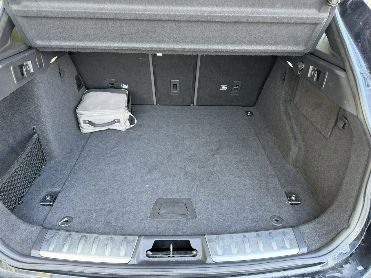 Jaguar F-Pace - Zdjęcie 36