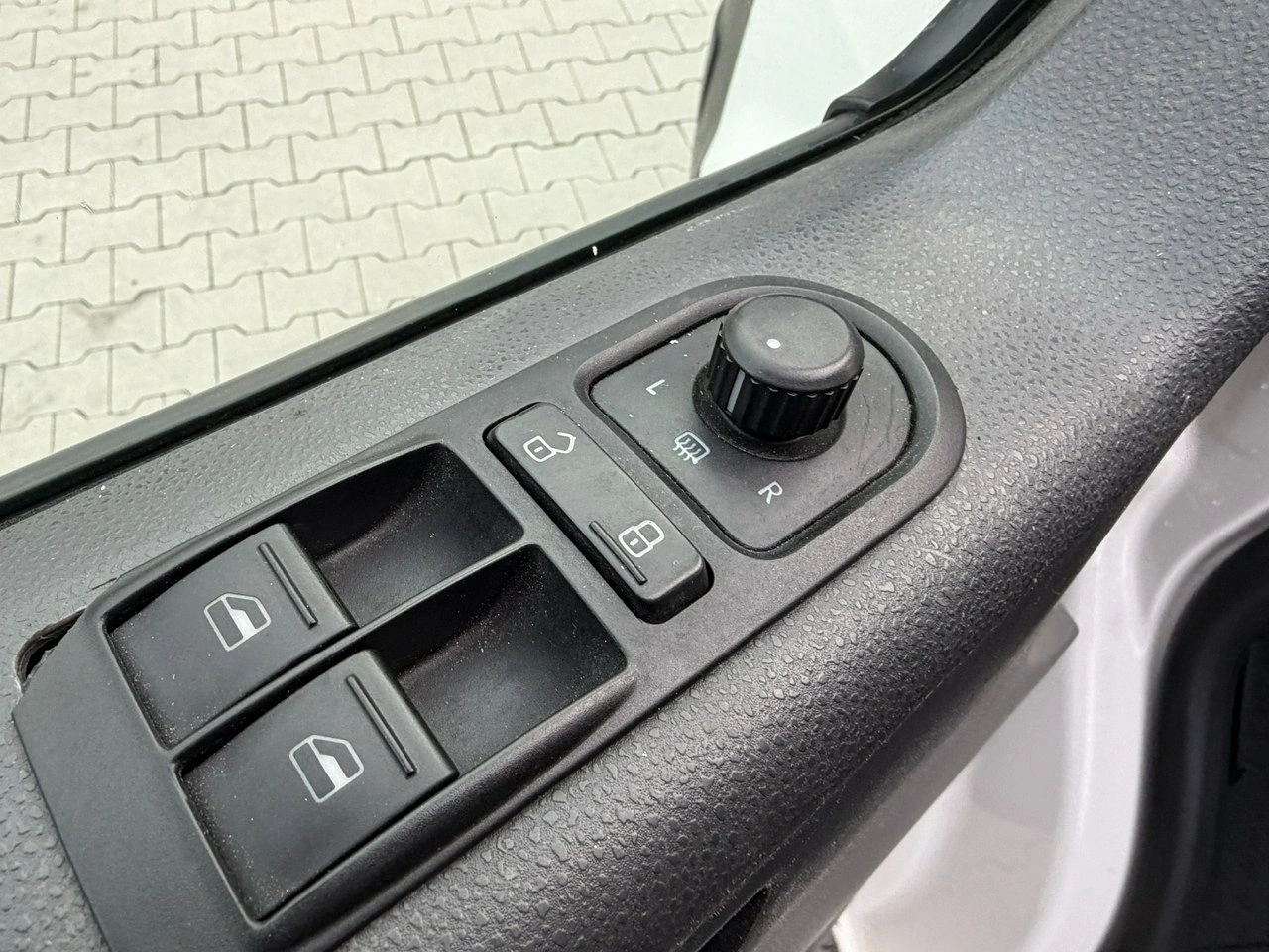 Volkswagen Transporter - Zdjęcie 15