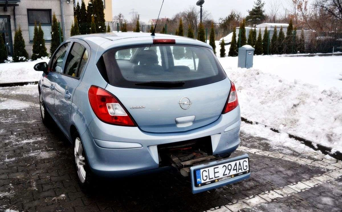 Opel Corsa - Zdjęcie 4