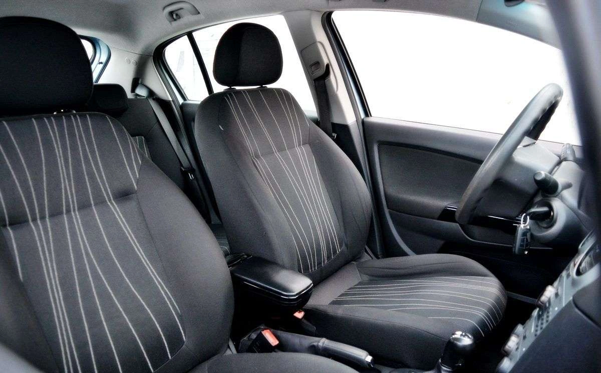 Opel Corsa - Zdjęcie 8