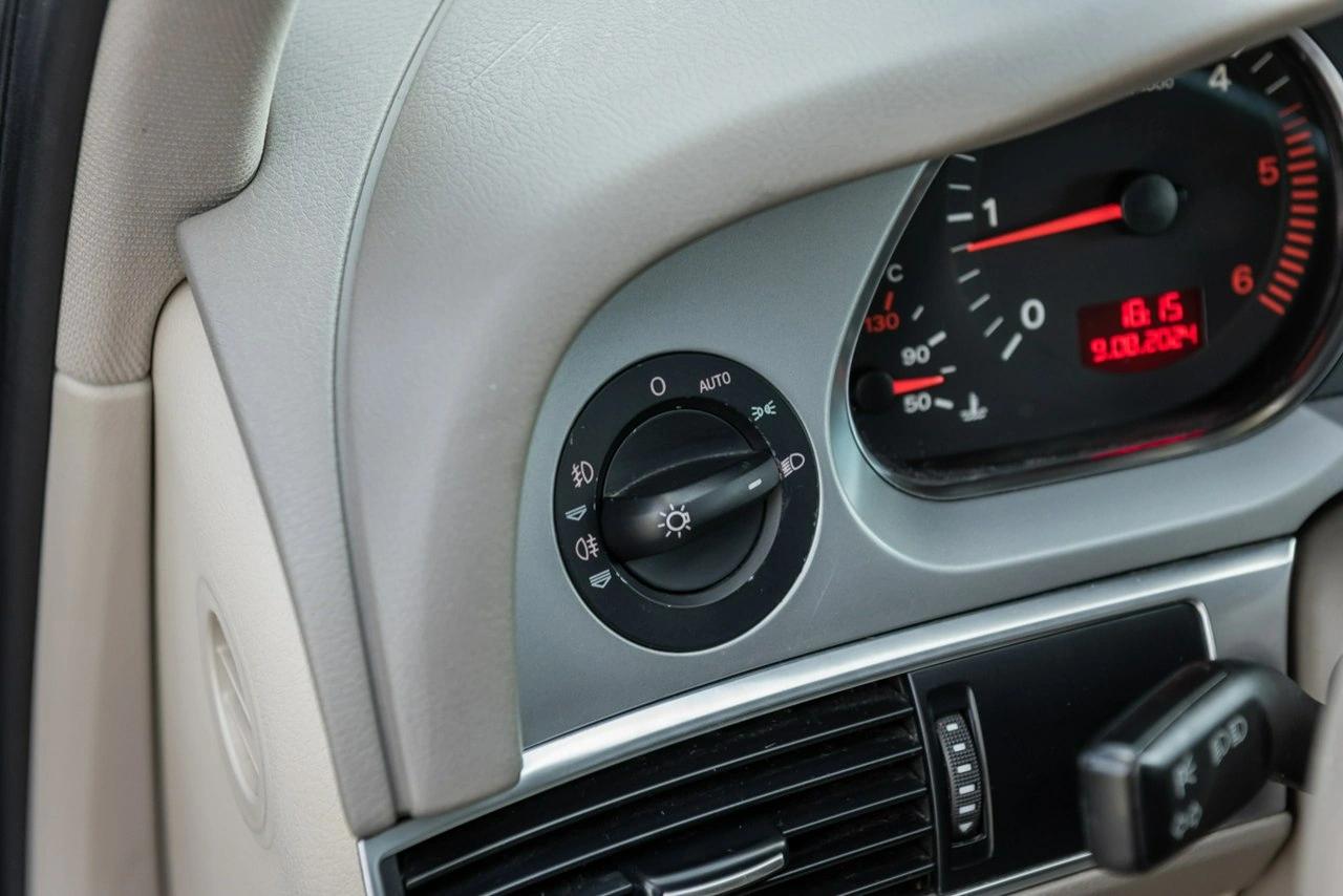 Audi A6 - Zdjęcie 23