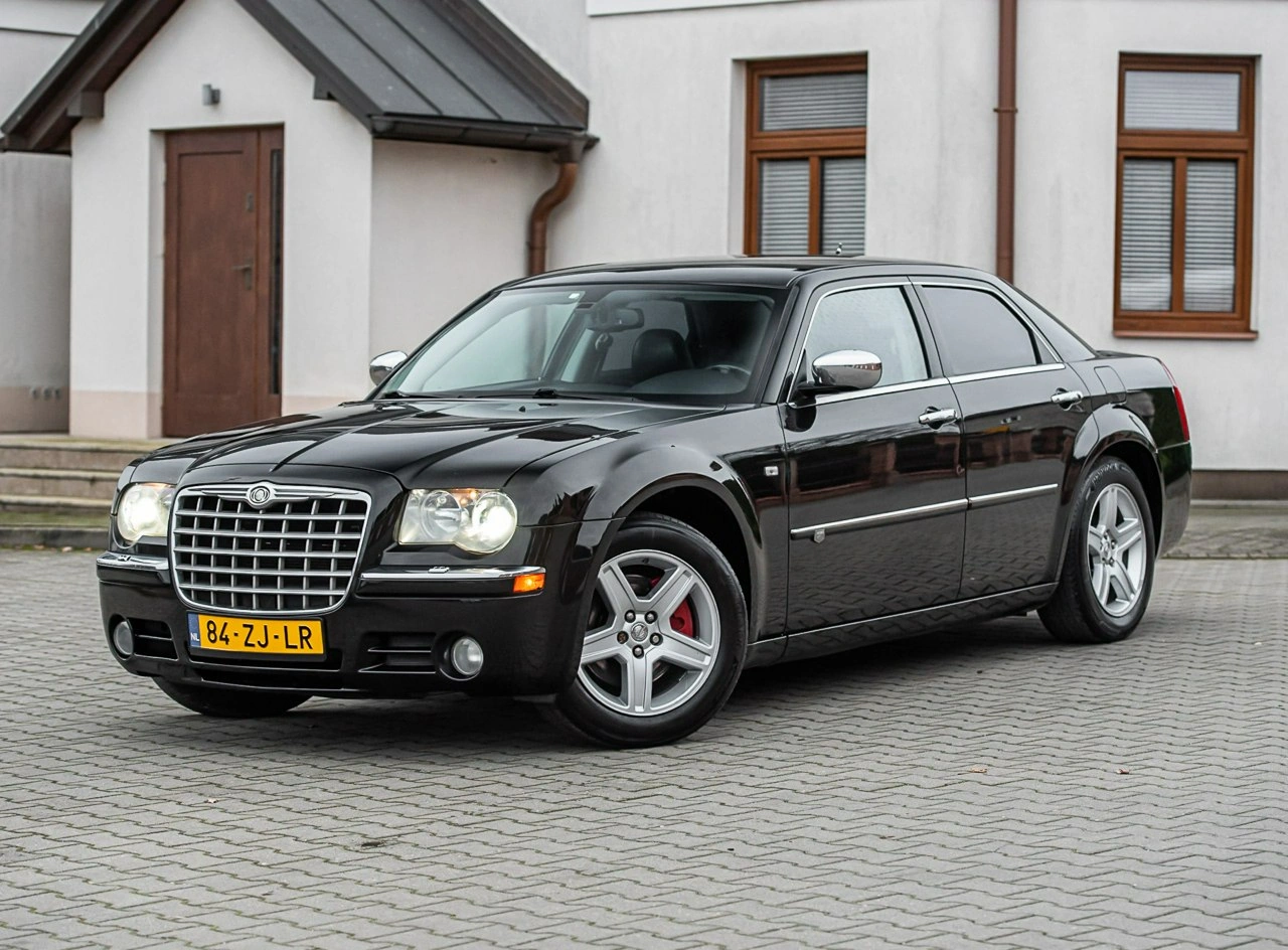 Chrysler 300C - Zdjęcie 10