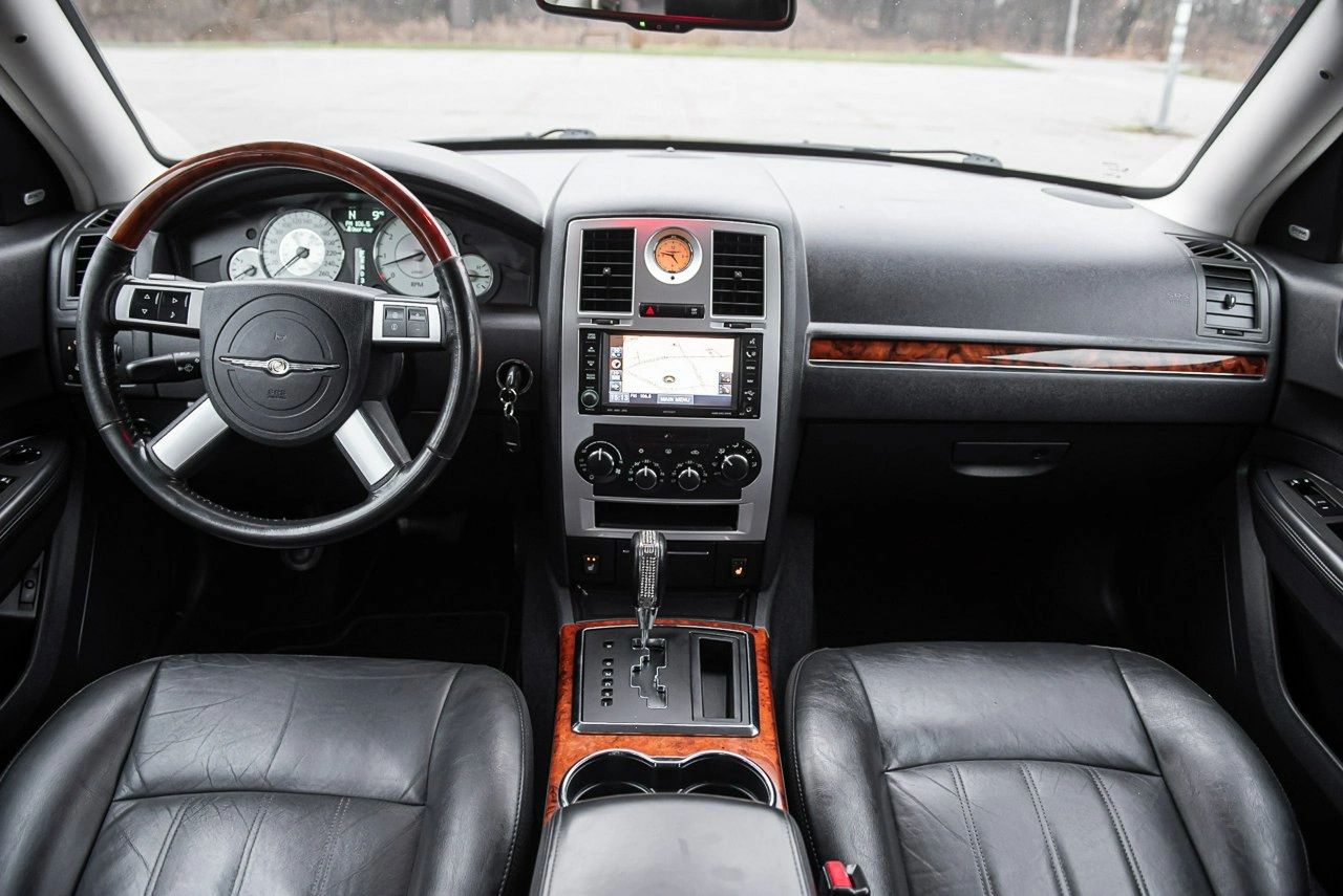 Chrysler 300C - Zdjęcie 4