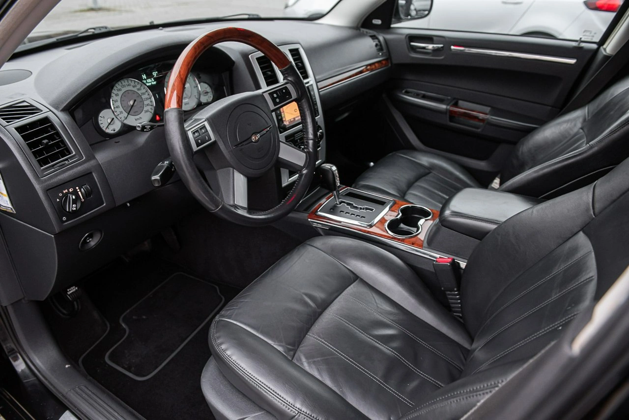 Chrysler 300C - Zdjęcie 5