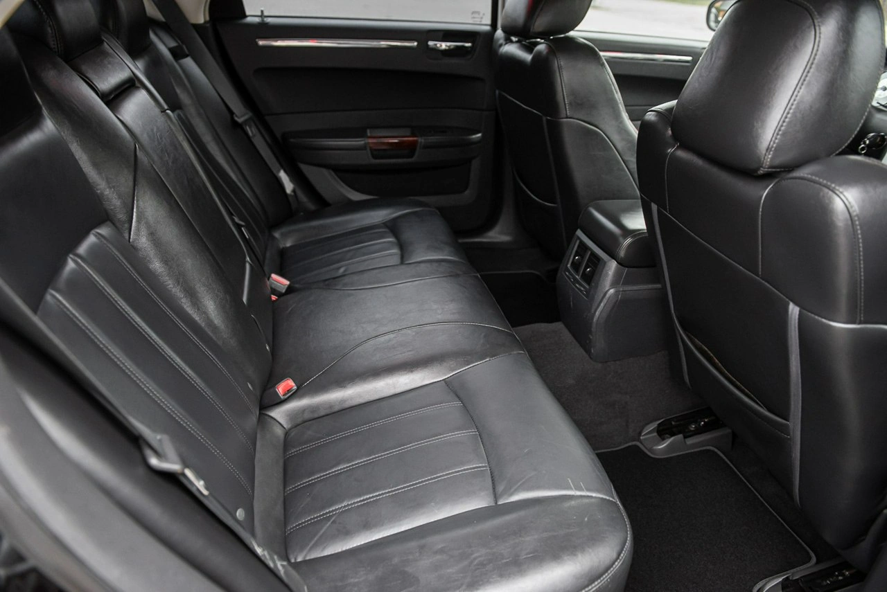 Chrysler 300C - Zdjęcie 7