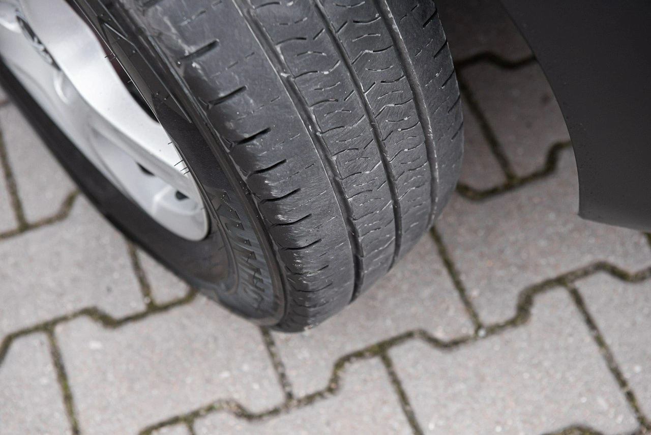 Peugeot Partner - Zdjęcie 24