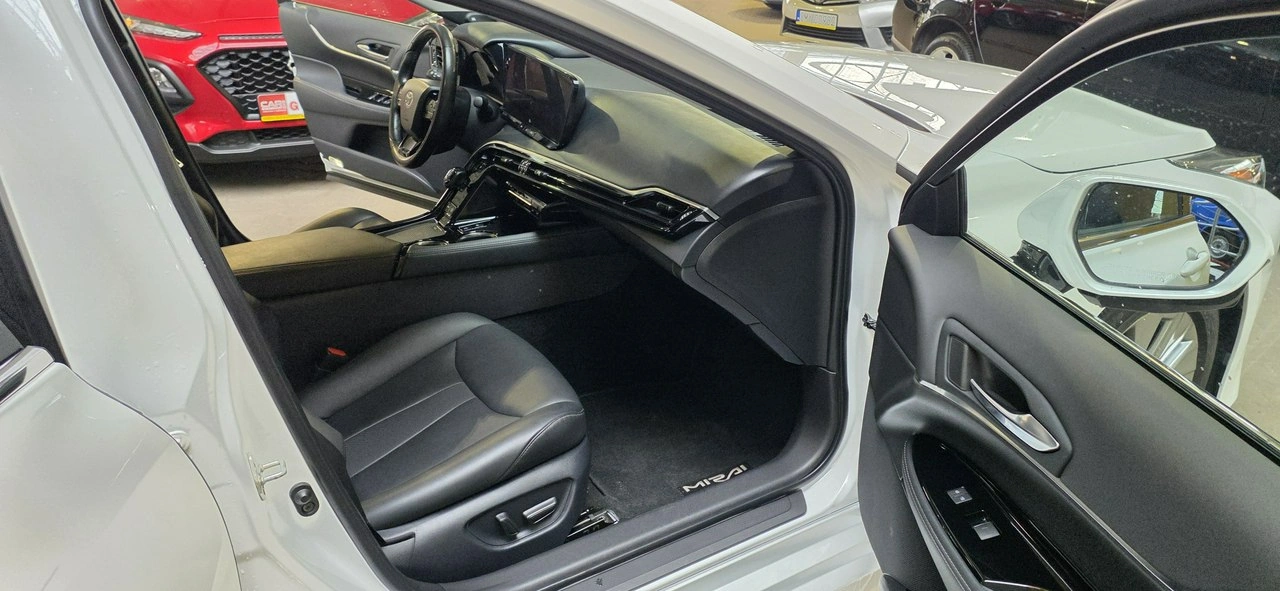 Toyota Mirai - Zdjęcie 15