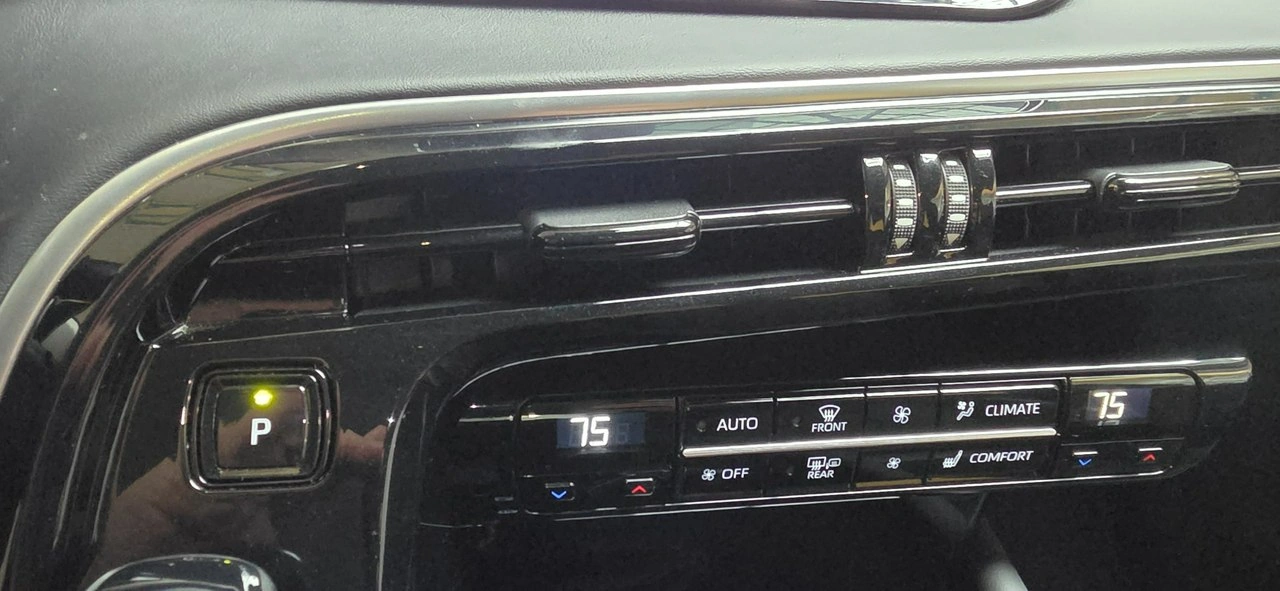 Toyota Mirai - Zdjęcie 22