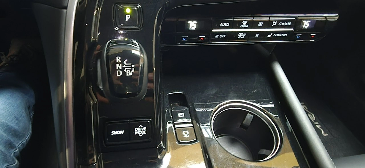 Toyota Mirai - Zdjęcie 23