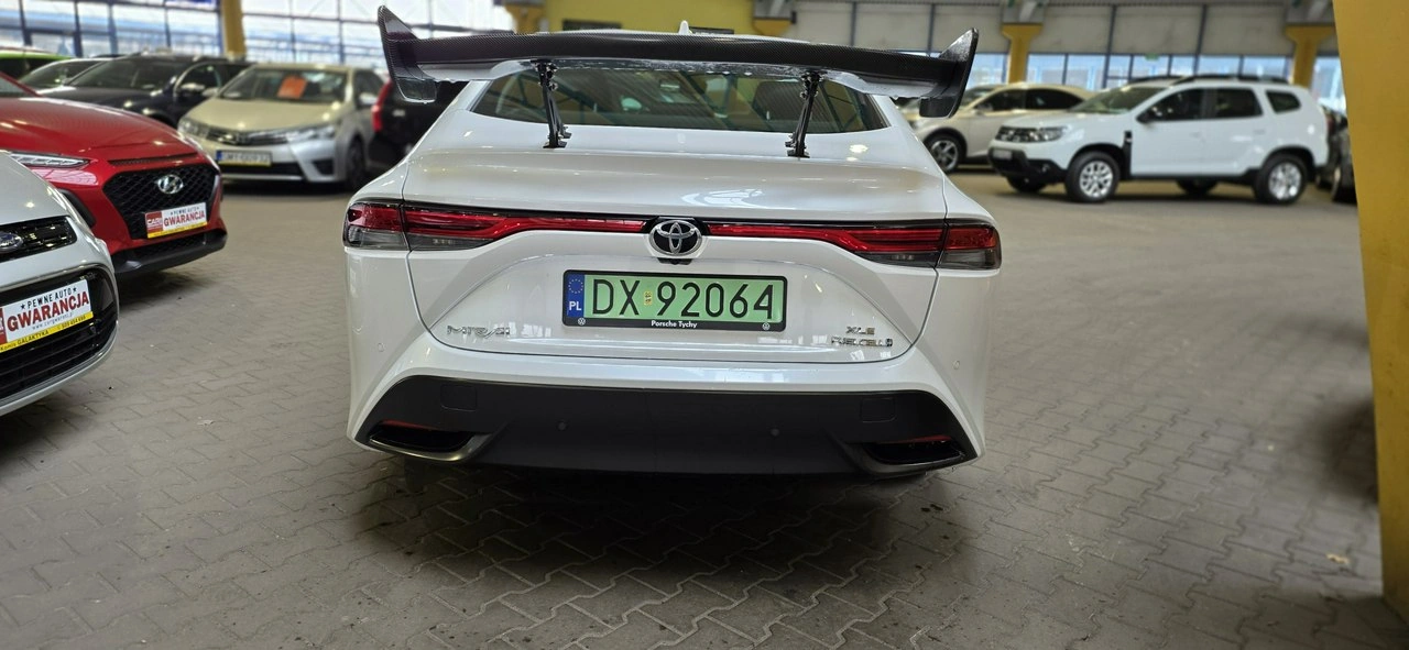 Toyota Mirai - Zdjęcie 8
