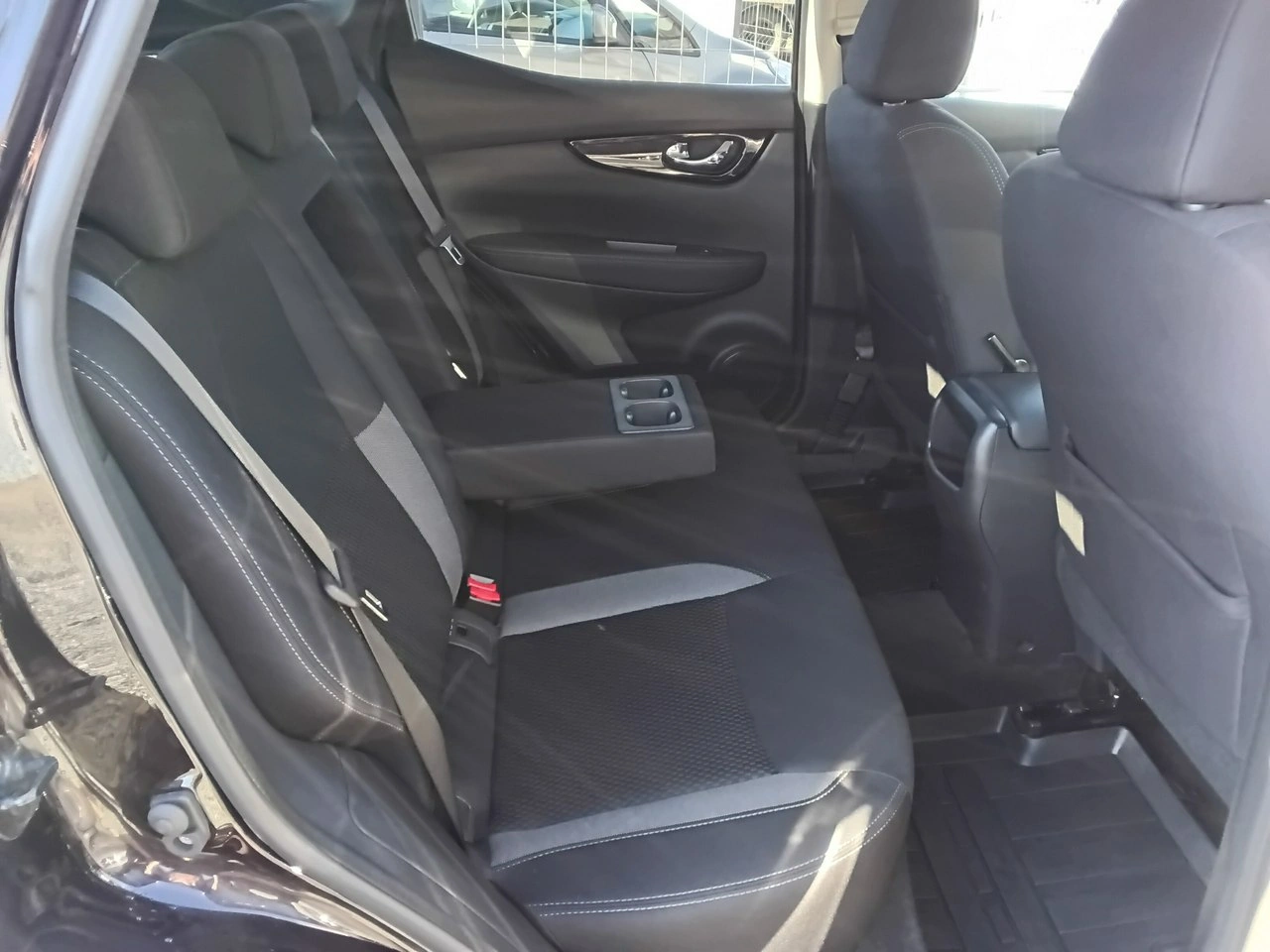 Nissan Qashqai - Zdjęcie 9