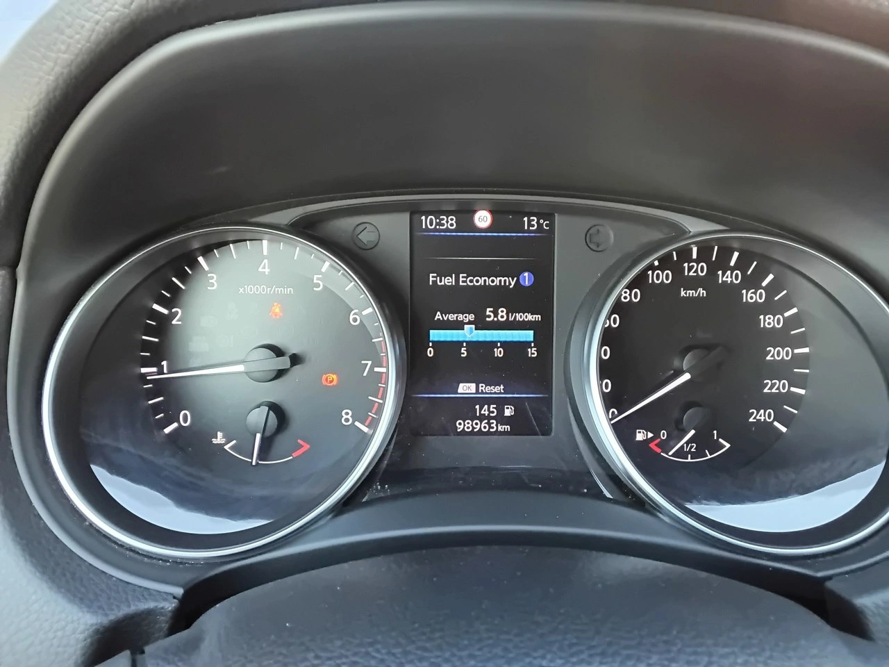 Nissan Qashqai - Zdjęcie 24