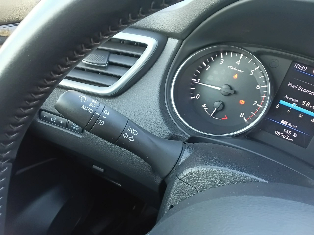 Nissan Qashqai - Zdjęcie 27