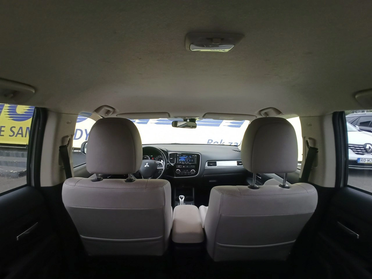 Mitsubishi Outlander - Zdjęcie 9