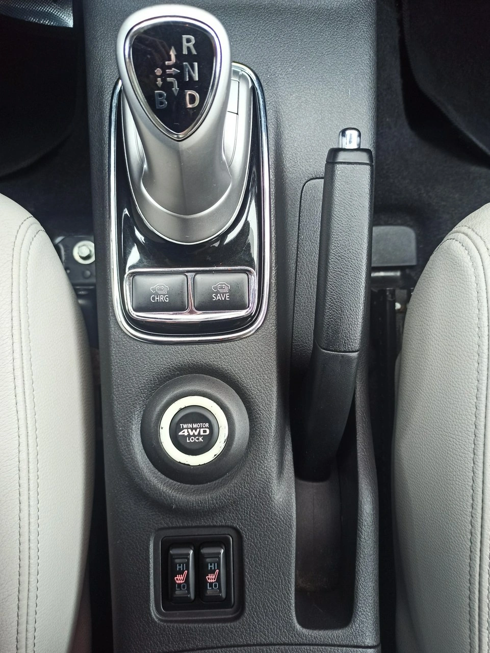 Mitsubishi Outlander - Zdjęcie 18