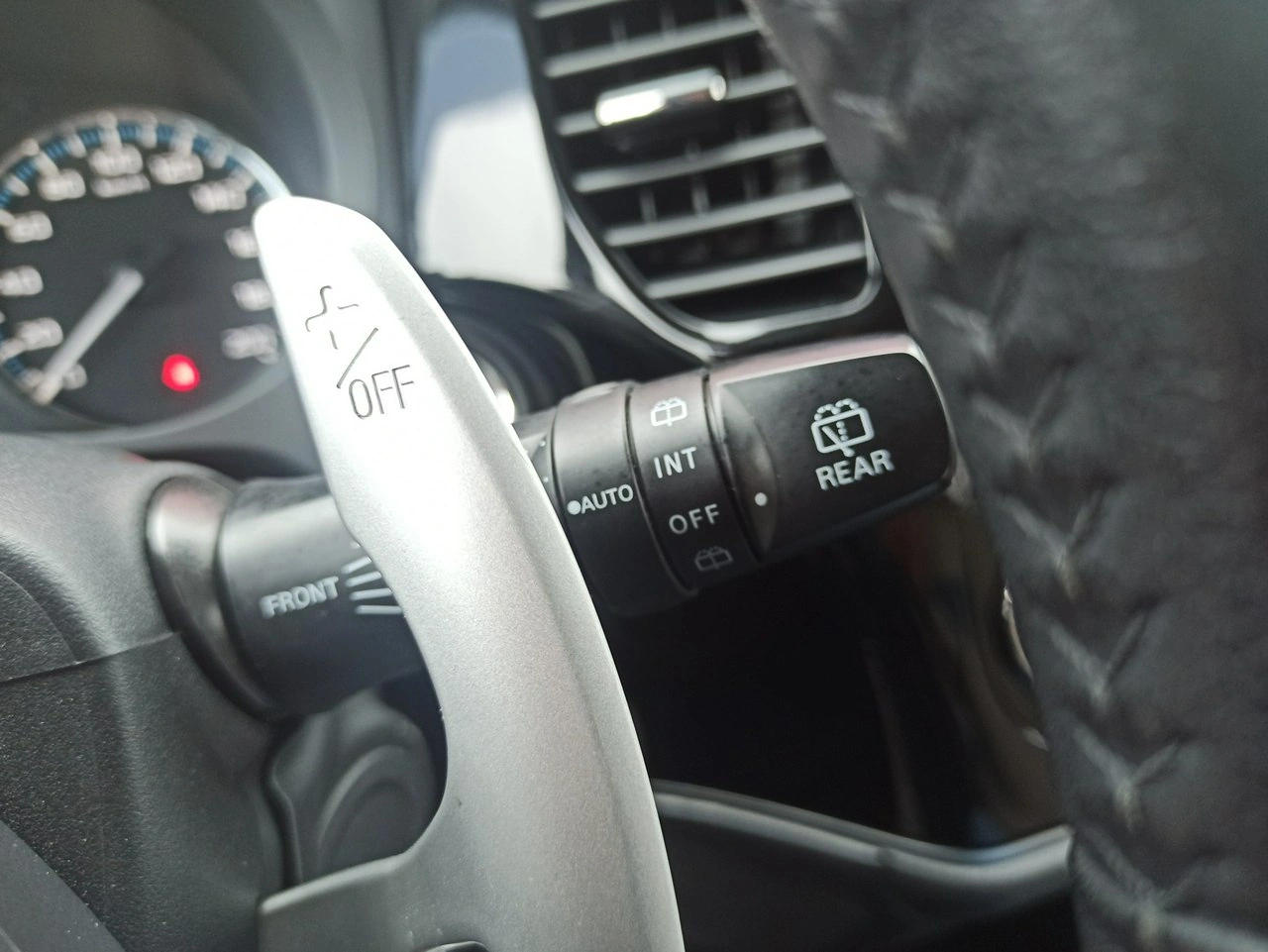 Mitsubishi Outlander - Zdjęcie 27