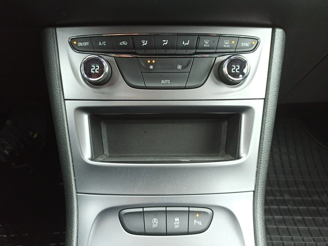 Opel Astra - Zdjęcie 16