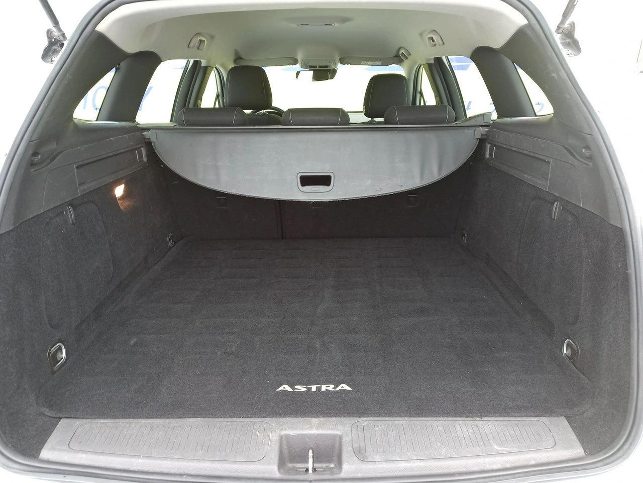 Opel Astra - Zdjęcie 8