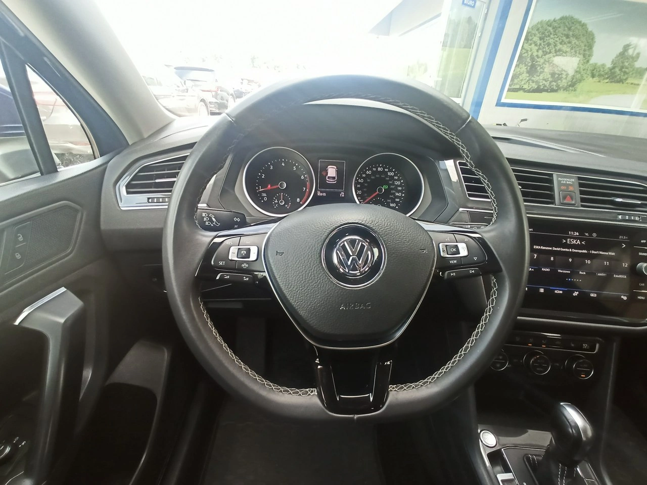 Volkswagen Tiguan - Zdjęcie 10