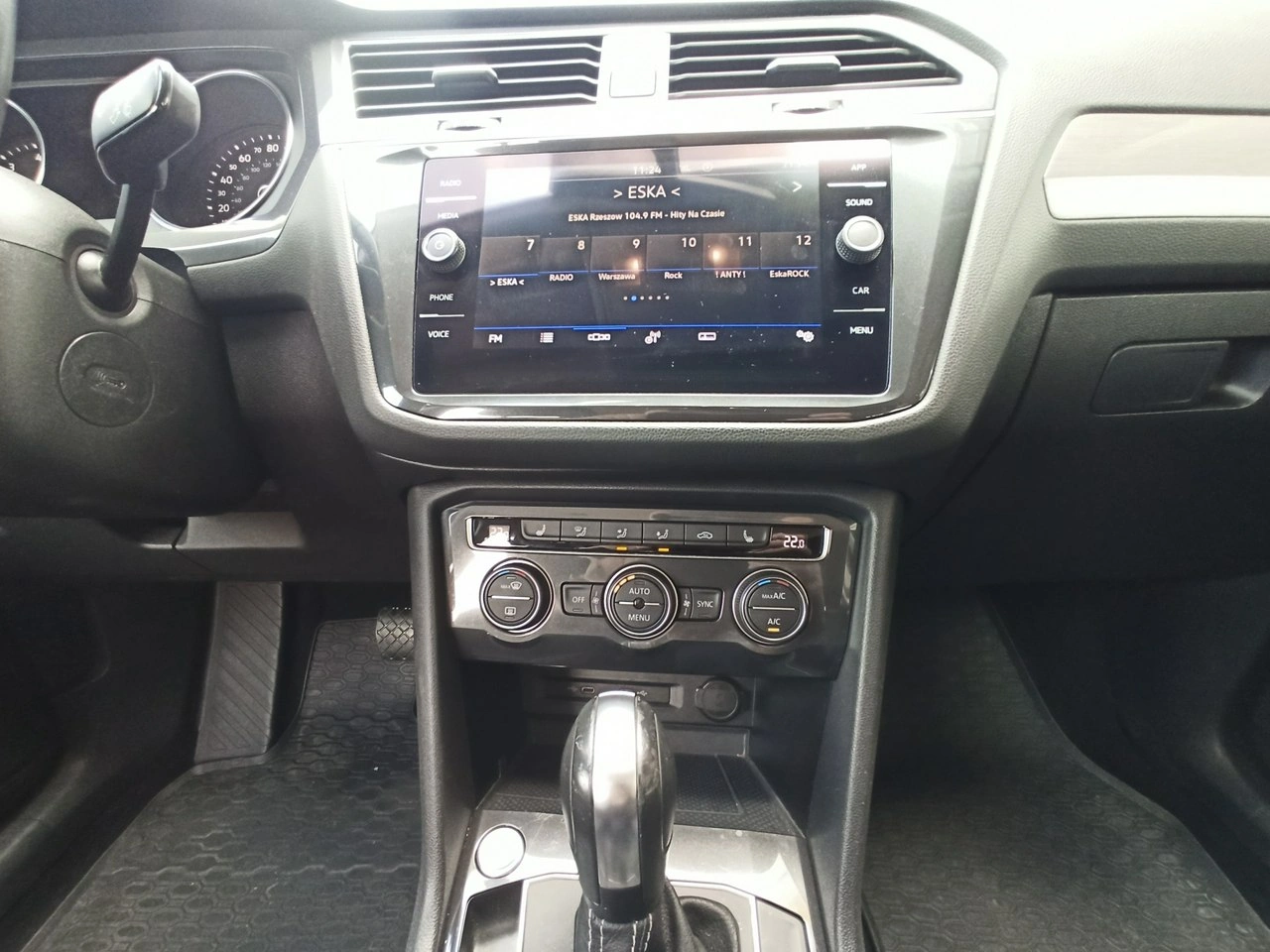 Volkswagen Tiguan - Zdjęcie 12