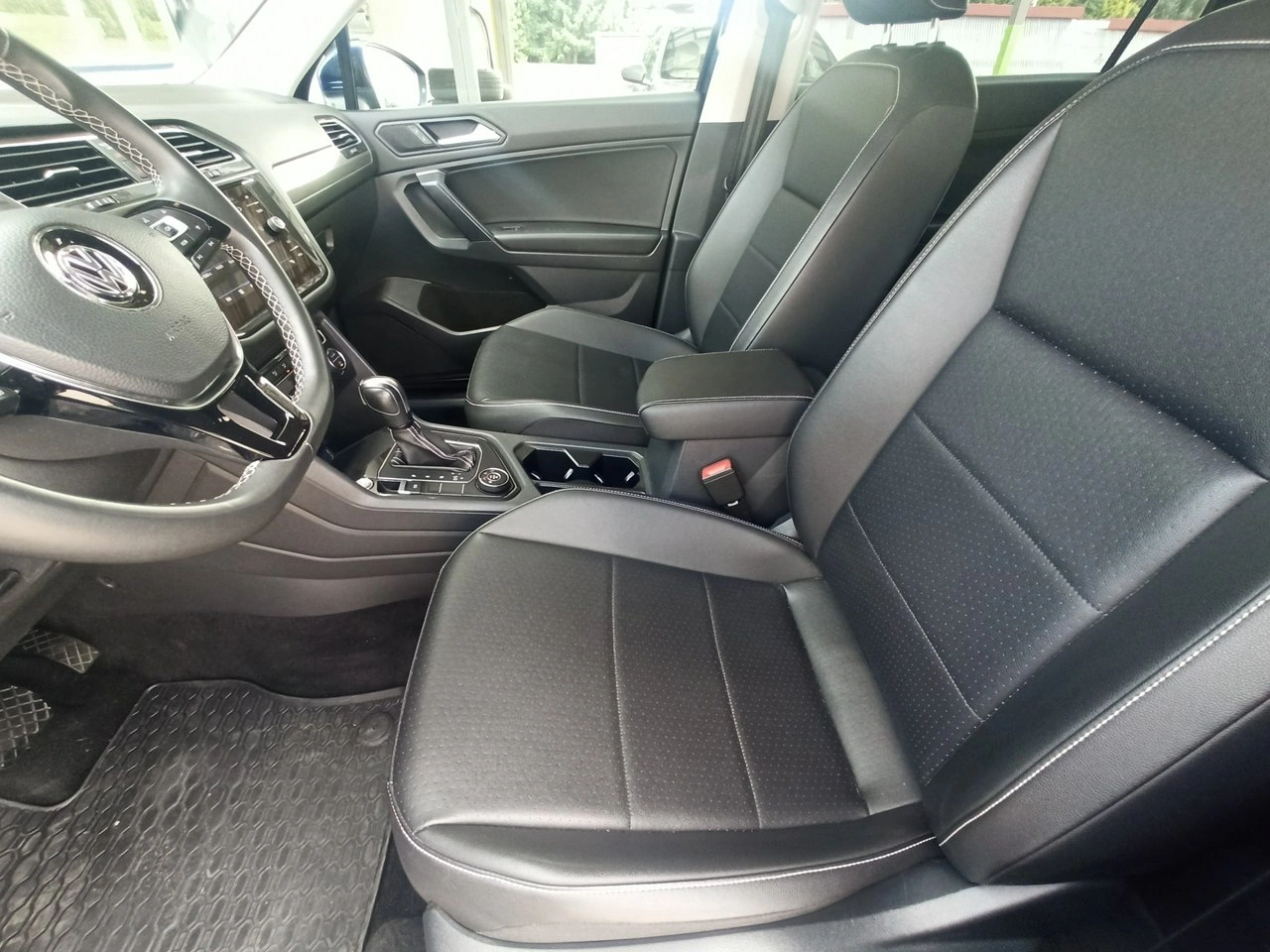 Volkswagen Tiguan - Zdjęcie 7